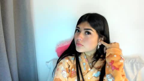 Snapshot of 1bonnie chatting on February 15, 12:26 am Hello soy bonnie online show from February 15, 12:26 am