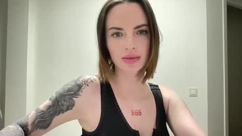 DOVE online show from October 4, 5:33 pm