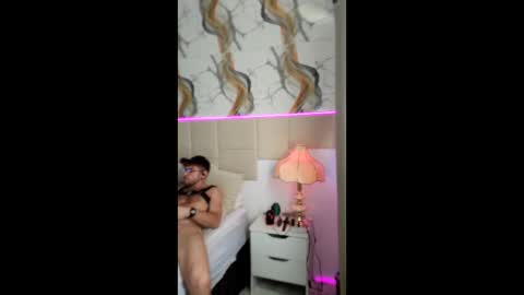 1enriconeto online show from April 4, 10:57 am