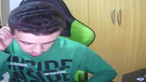 1good_vibes1 online show from June 2, 4:14 am