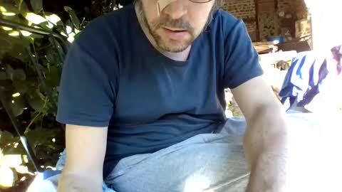 Guido online show from April 5, 3:53 pm