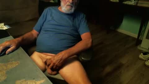 1handyanddee online show from May 6, 2:19 am