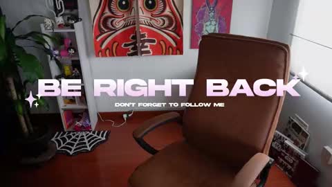 1hannamontana online show from February 5, 6:56 pm