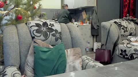 1LINDSEY1 online show from January 12, 5:01 pm