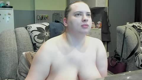 1LINDSEY1 online show from January 27, 8:18 am