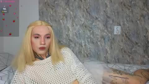 Snapshot of 1lola4ka chatting on November 3, 2:02 am Michelle online show from November 3, 2:02 am