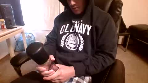 Snapshot of 1luv2cum chatting on February 9, 10:14 pm sabotagegoat online show from February 9, 10:14 pm