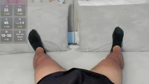 Snapshot of 1m_valery chatting on April 2, 12:58 pm Valery online show from April 2, 12:58 pm