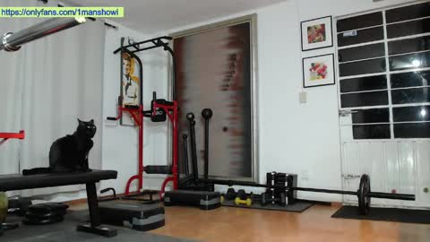 Snapshot of 1manshow11 chatting on April 13, 10:54 am 1manshow11 online show from April 13, 10:54 am