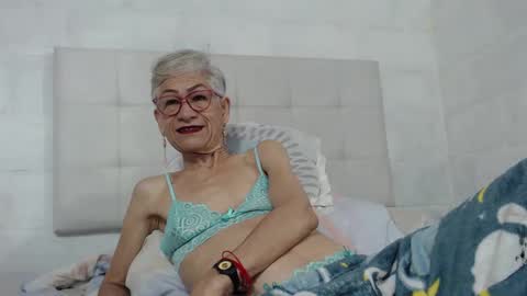 Miss Monserrate online show from March 5, 11:06 am