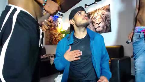 Snapshot of 1pushman chatting on December 2, 11:59 am pushman online show from December 2, 11:59 am