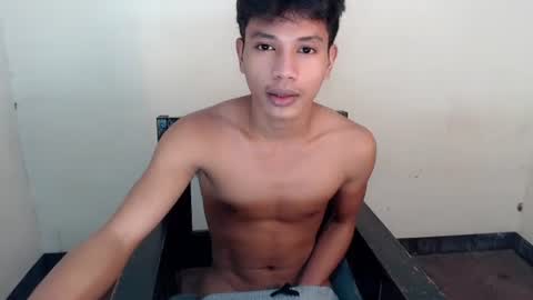 Snapshot of 1sweetloverxx chatting on October 20, 9:43 am 1sweetloverxx online show from October 20, 9:43 am