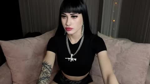 Snapshot of 1sweettykeyte2 chatting on February 13, 9:38 am Kate online show from February 13, 9:38 am