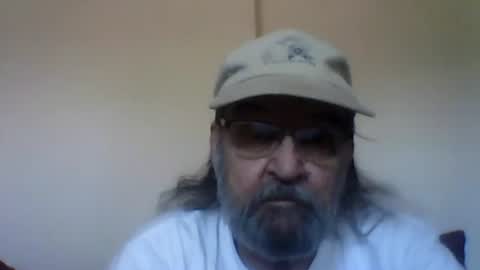 1valentine online show from May 13, 7:00 pm