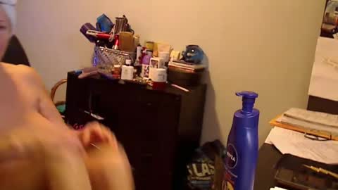 Snapshot of 1xtrahornyone chatting on December 11, 5:37 pm Susan online show from December 11, 5:37 pm