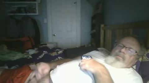 Snapshot of 2003dynawideglide chatting on October 20, 1:39 am 2003dynawideglide online show from October 20, 1:39 am