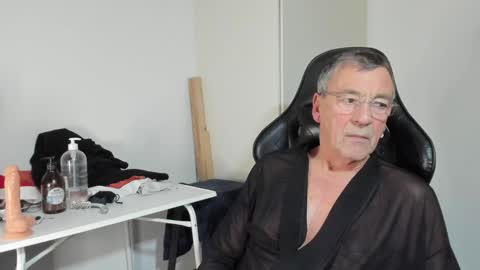Henk online show from December 28, 5:14 pm