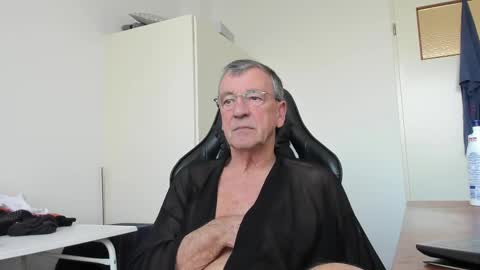 Henk online show from March 6, 3:56 pm