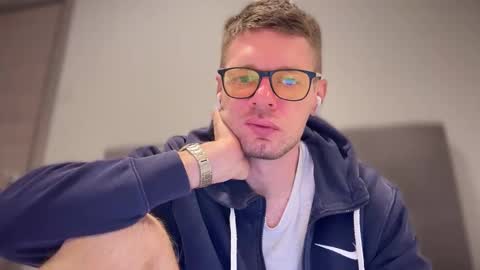 Snapshot of 2017ssseeexxx chatting on October 30, 12:39 pm Romano online show from October 30, 12:39 pm