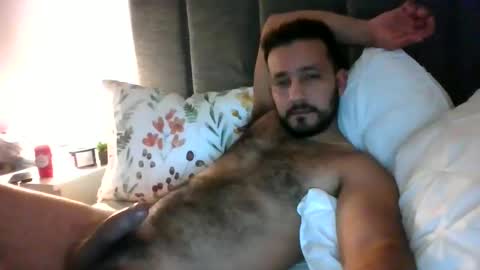 Snapshot of 2022felipe chatting on January 8, 5:05 am 2022felipe online show from January 8, 5:05 am