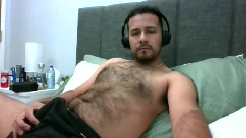 Snapshot of 2022felipe chatting on February 23, 6:45 pm 2022felipe online show from February 23, 6:45 pm