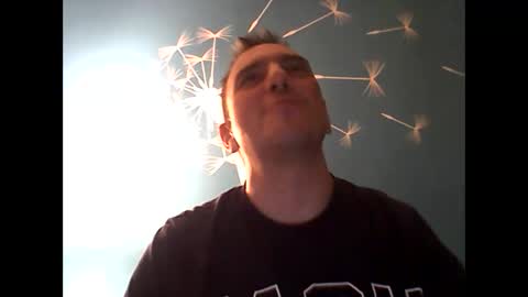 Snapshot of 2025eyesforyou chatting on January 25, 11:32 pm 2025eyesforyou online show from January 25, 11:32 pm