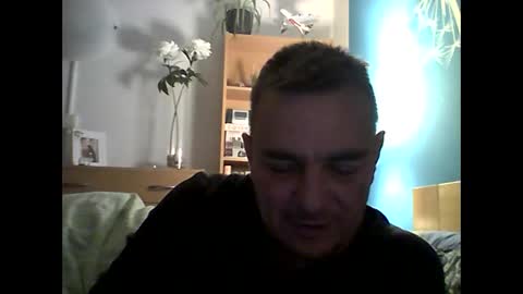 Snapshot of 2025eyesforyou chatting on October 26, 6:36 pm 2025eyesforyou online show from October 26, 6:36 pm