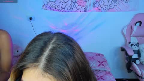 20anyways20 online show from April 13, 3:23 am