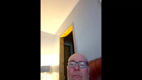 211skoosh online show from March 10, 8:58 pm