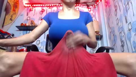 Snapshot of 21cmmusclecockts chatting on July 2, 4:35 pm mharjorie online show from July 2, 4:35 pm