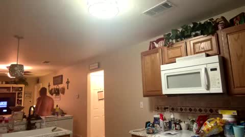 Snapshot of 22bigelo2316 chatting on September 21, 4:25 am 22bigelo2316 online show from September 21, 4:25 am