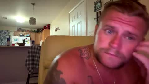 Snapshot of 22bigelo2316 chatting on October 13, 4:01 am 22bigelo2316 online show from October 13, 4:01 am