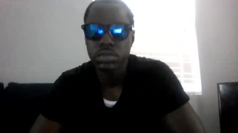 Snapshot of 242doggy242 chatting on February 10, 4:36 pm 420 Bbc online show from February 10, 4:36 pm