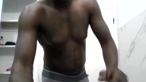 Snapshot of 242doggy242 chatting on March 1, 12:01 pm 420 Bbc online show from March 1, 12:01 pm