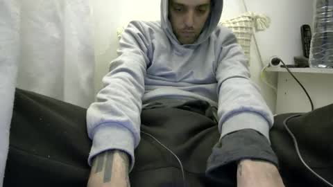 Snapshot of 247tip chatting on April 6, 7:59 pm suny online show from April 6, 7:59 pm