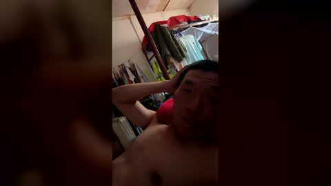 279203756 online show from April 3, 9:51 am