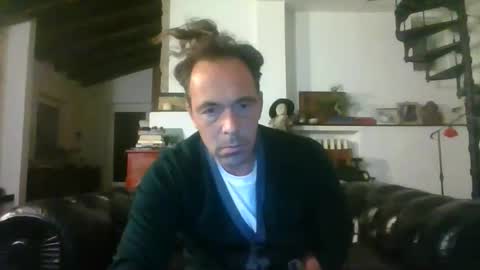 Snapshot of 27lv27 chatting on September 30, 9:53 pm 27lv27 online show from September 30, 9:53 pm