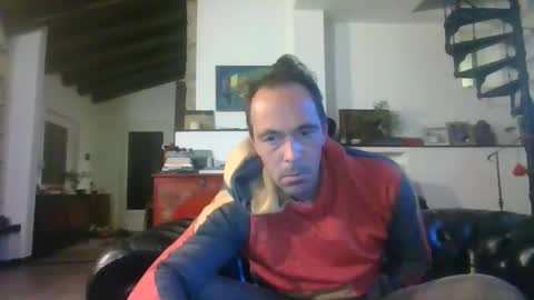 Snapshot of 27lv27 chatting on October 19, 10:32 pm 27lv27 online show from October 19, 10:32 pm