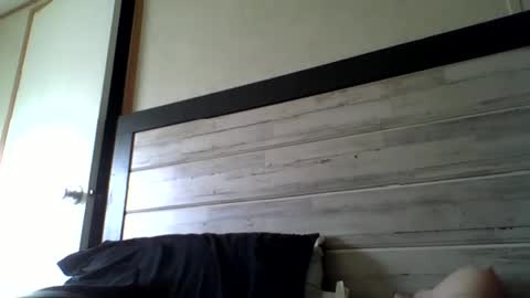 Snapshot of 2ccjbstar chatting on February 25, 10:50 pm BlacJewels online show from February 25, 10:50 pm