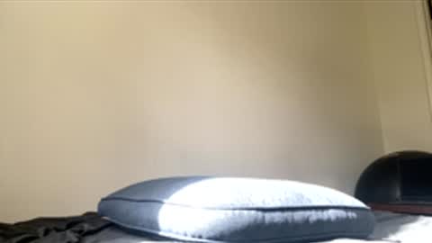 Snapshot of 2mescent2000 chatting on November 27, 7:05 pm 2mescent2000 online show from November 27, 7:05 pm