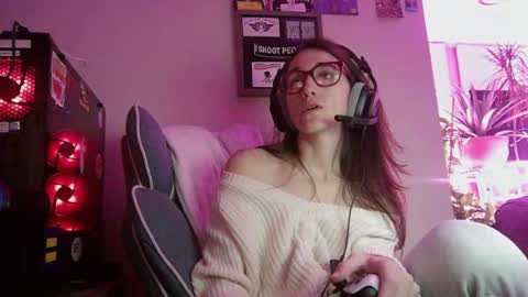 2photogs_raw online show from December 23, 12:41 am