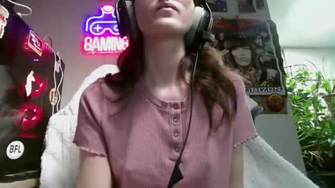 2photogs_raw online show from February 6, 11:41 pm