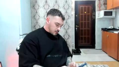 2sexymuscles online show from February 24, 8:40 pm