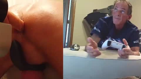 Snapshot of 2tiredoftoys chatting on July 17, 1:56 am 2tiredoftoys online show from July 17, 1:56 am