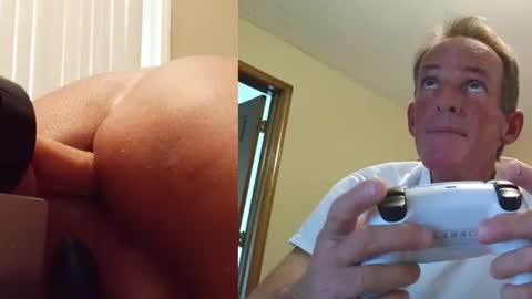 Snapshot of 2tiredoftoys chatting on July 19, 1:09 am 2tiredoftoys online show from July 19, 1:09 am