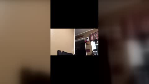 Snapshot of 33adidas chatting on December 1, 8:52 am 33adidas online show from December 1, 8:52 am