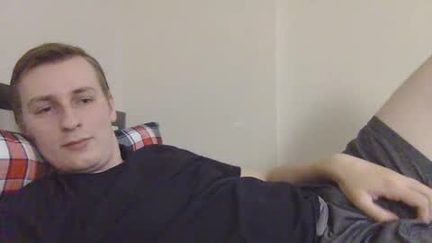 Snapshot of 3andy3 chatting on October 2, 7:04 am Andy online show from October 2, 7:04 am