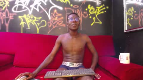 3decorazon online show from December 12, 7:04 pm