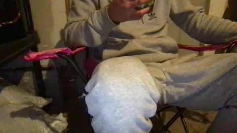 Snapshot of 3rdlegricanxx chatting on April 3, 12:19 am 3rdlegricanxx online show from April 3, 12:19 am