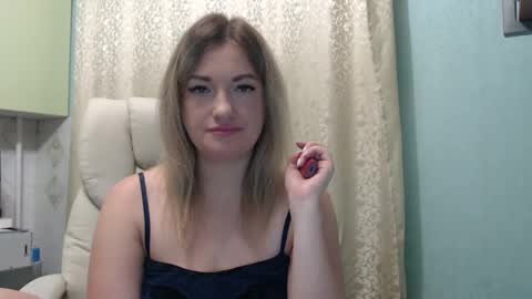 3sweetcandy3 online show from October 16, 10:55 pm